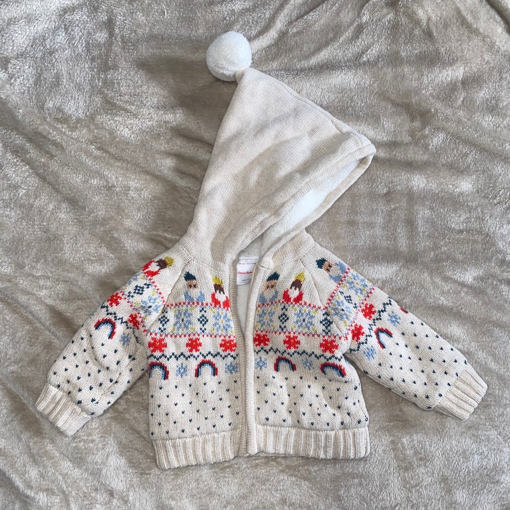 Hanna Andersson Gnome hooded sweater TWO SIZES AVAILABLE